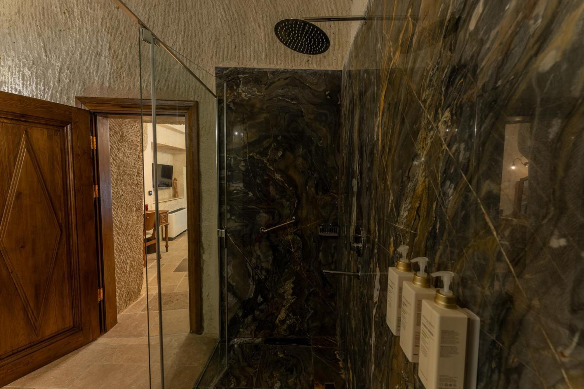 Asmali Konak Cave Suites Ürgüp Exterior foto